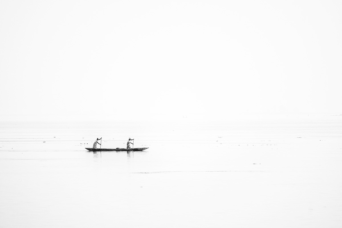 1030a_Daryl-Godkin,Life On The Congo River
